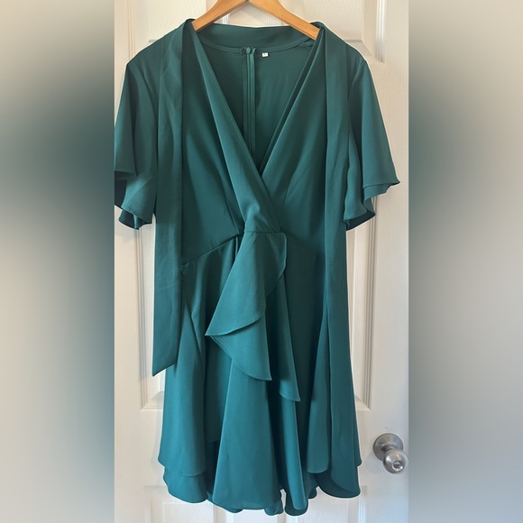 Bonkwa Tiered Ruffle Hem Tie Waist Wrap V Neck Flutter Sleeve Dress Dark Green - Picture 6 of 10
